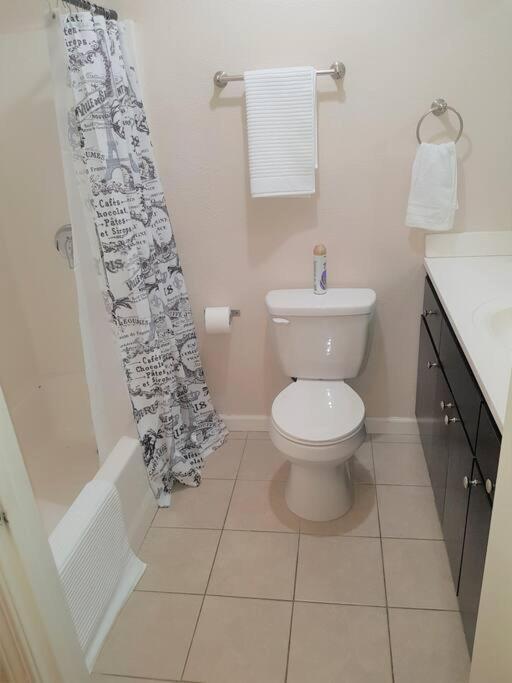 4 Bedrooms & 2.5 Bathrooms In La Casa de Férias *